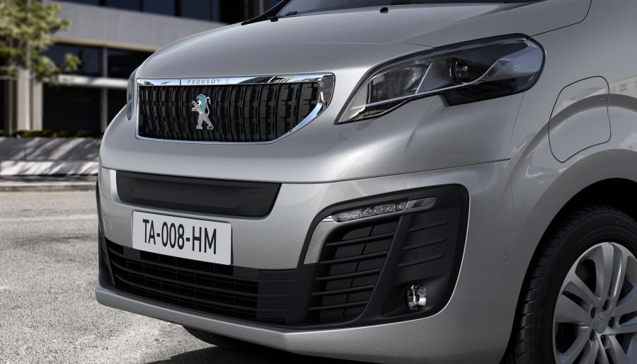 Детали экстерьера Peugeot e-Expert 2020 года  (фото 15 из 15)
